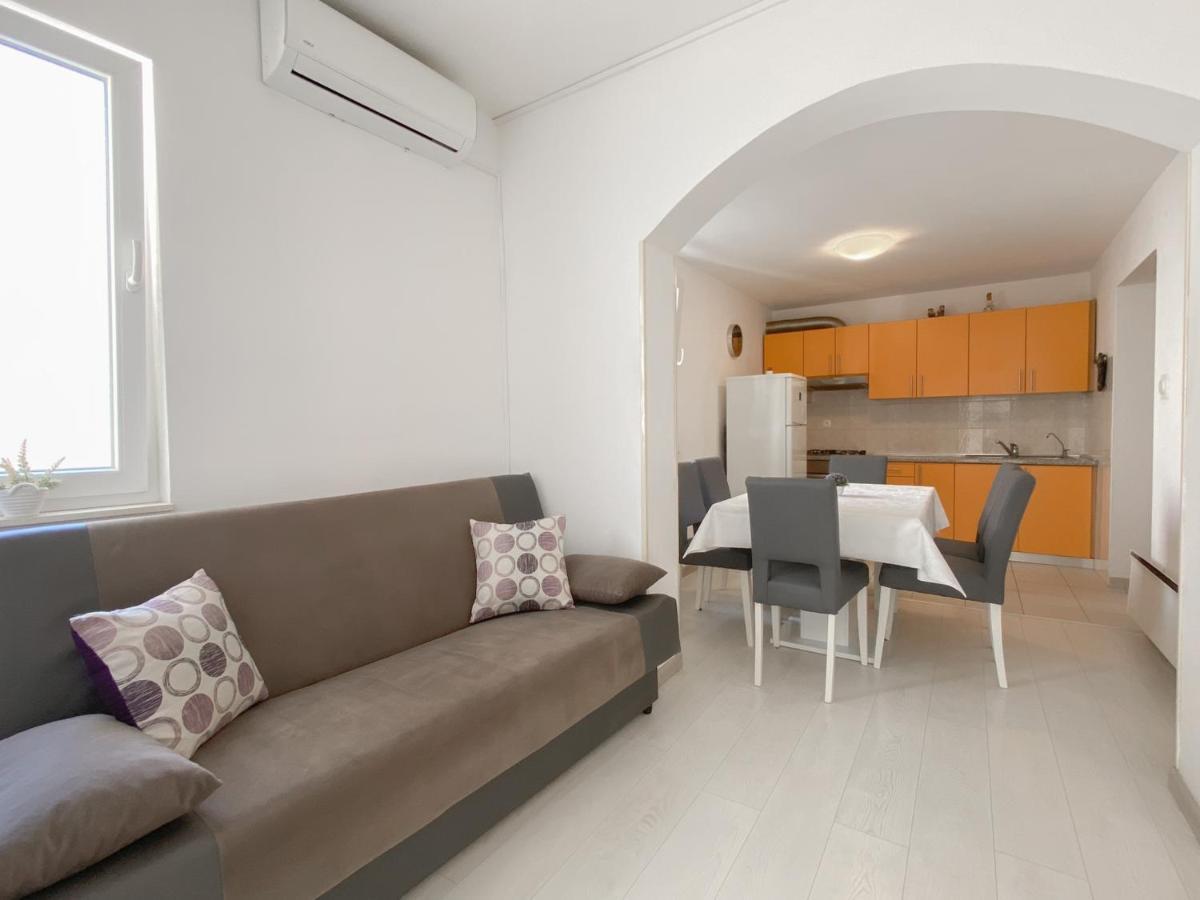 מאקרסקה Apartment Dado מראה חיצוני תמונה